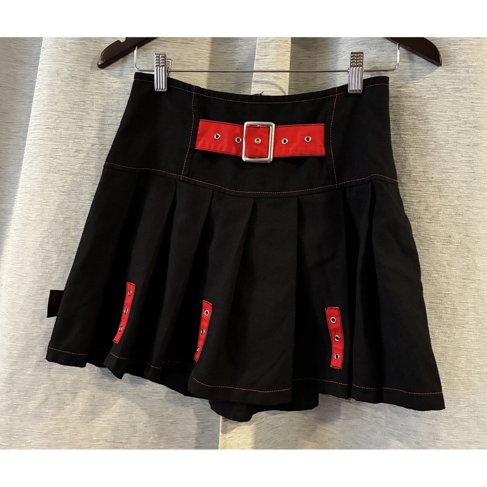Royal Bones by Tripp Pleated‎ Mini Skirt Size S Black Red Grunge Goth - Picture 2 of 5